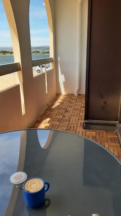 T2 Cabine Avec Tres Belle Vue Sur Le Port De Plaisance Leucate Exterior foto